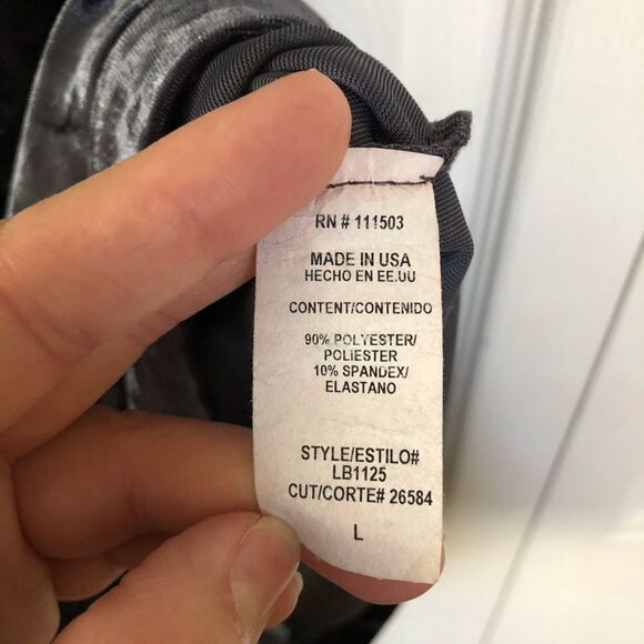 JUNE & HUDSON Mock Neck Velvet Romper 1/L - Picture 8 of 8